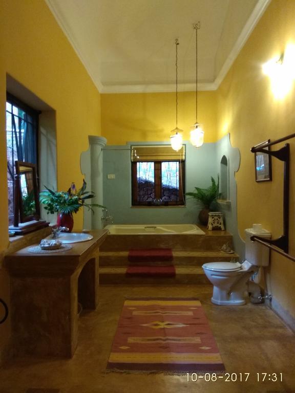 Hôtel Capella à Parra Extérieur photo