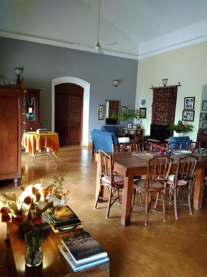 Hôtel Capella à Parra Extérieur photo